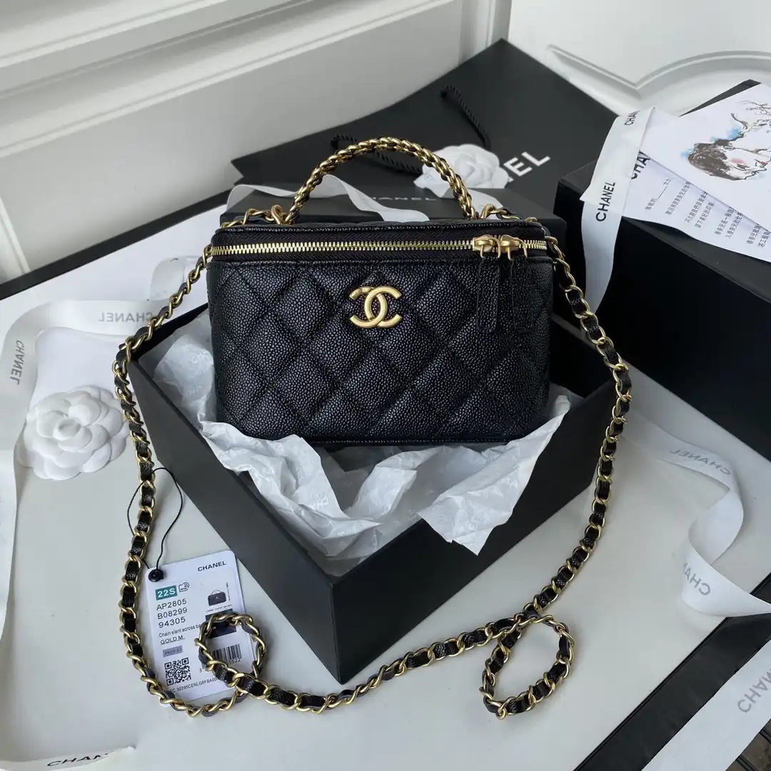 CHANEL VANITY CASE