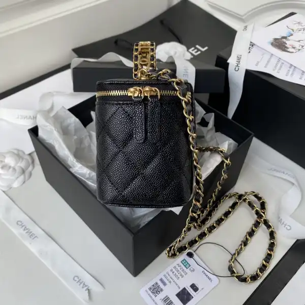 CHANEL VANITY CASE