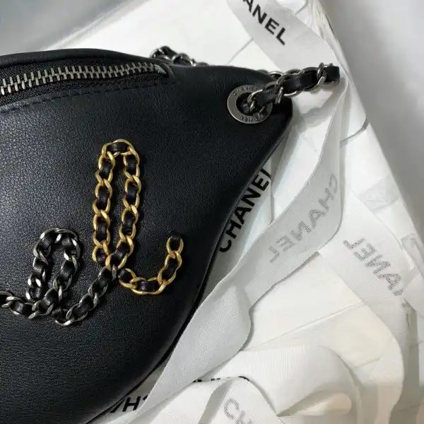 CHANEL WAIST BAG