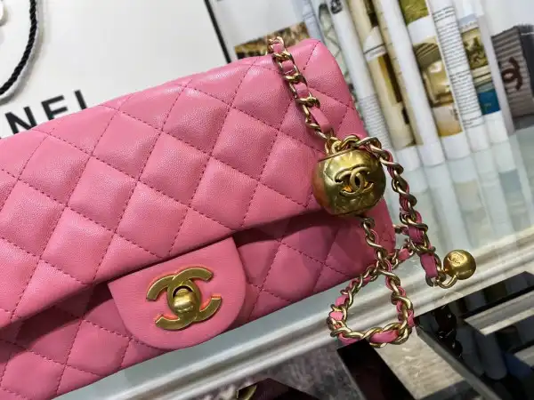 First bag ru CHANEL FLAP BAG