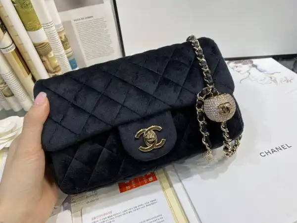 First Bag Ru CHANEL FLAP BAG