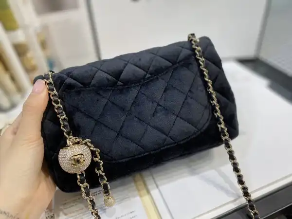 First Bag Ru CHANEL FLAP BAG