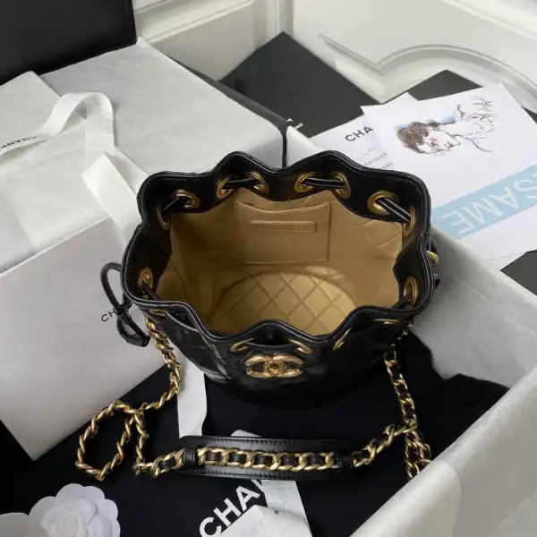 First bag ru CHANEL SMALL BUCKET BAG