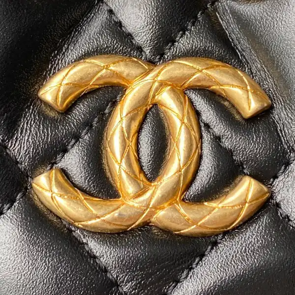 CHANEL SMALL BUCKET BAG