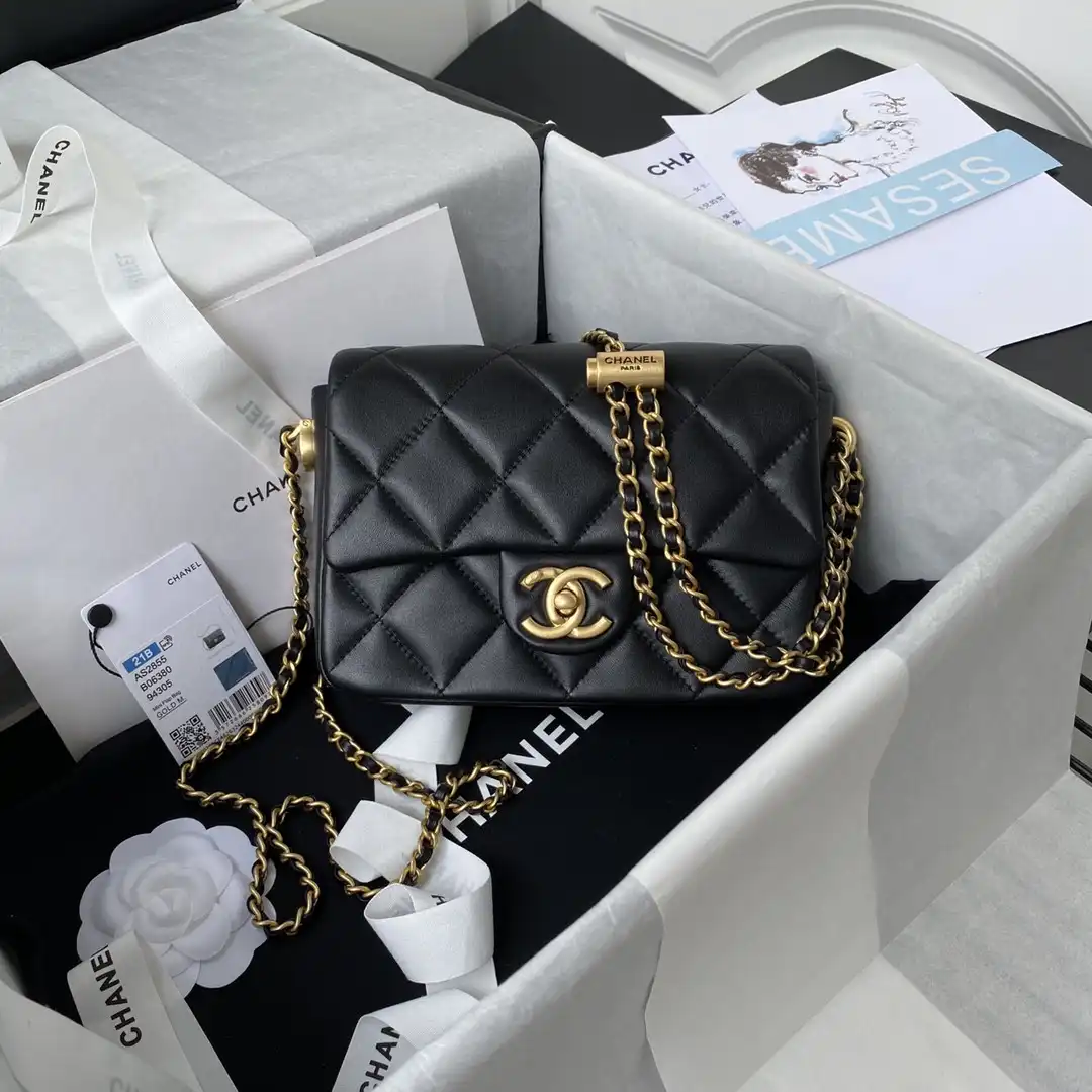 CHANEL MINI FLAP BAG