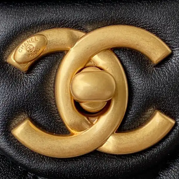 CHANEL MINI FLAP BAG