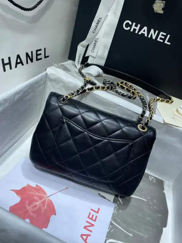 CHANEL SMALL FLAP BAG