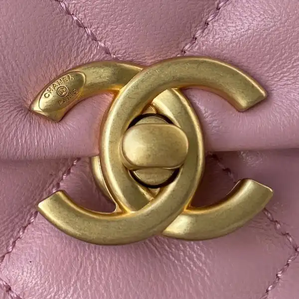 CHANEL SMALL FLAP BAG