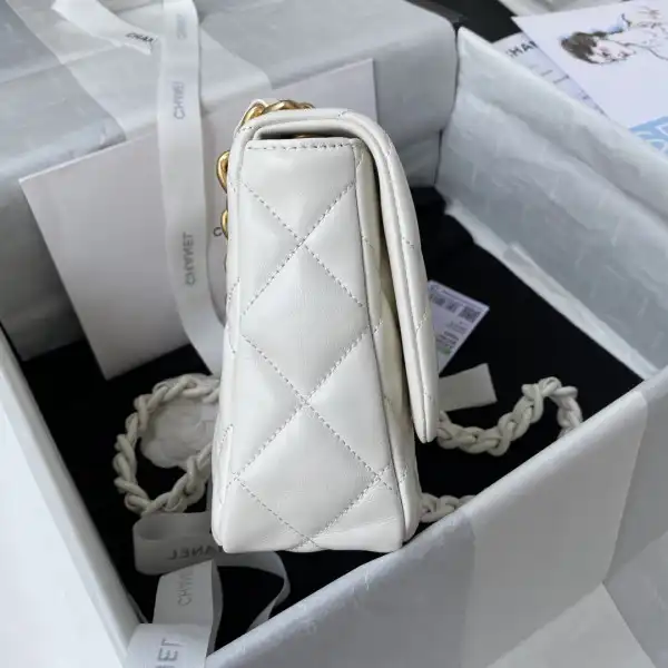 CHANEL SMALL FLAP BAG