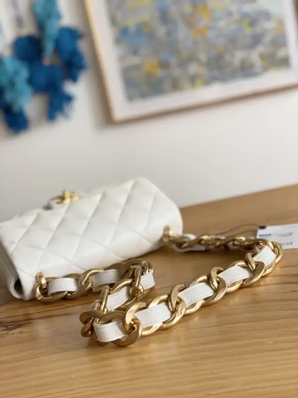 CHANEL SMALL FLAP BAG