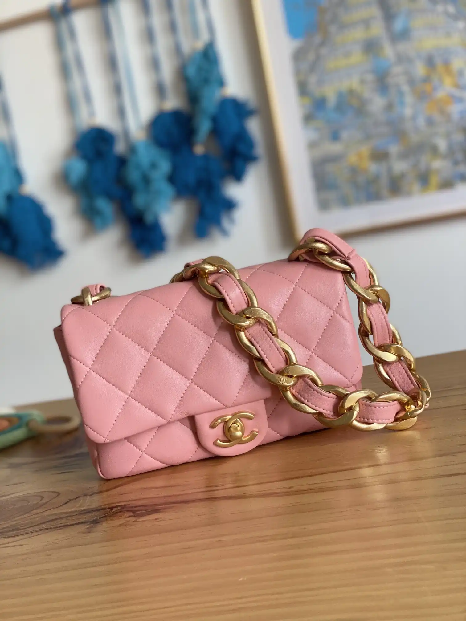 CHANEL SMALL FLAP BAG