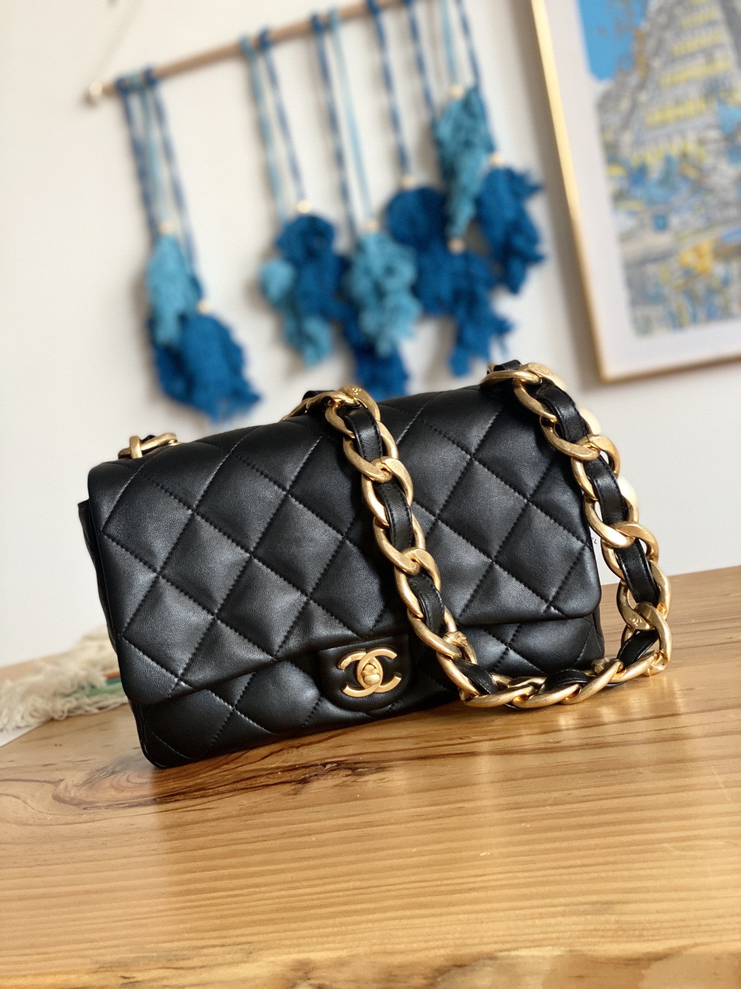 CL LARGE FLAP BAG