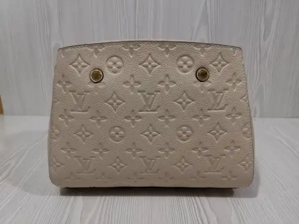 LOUIS VUITTON MONTAIGNE BB