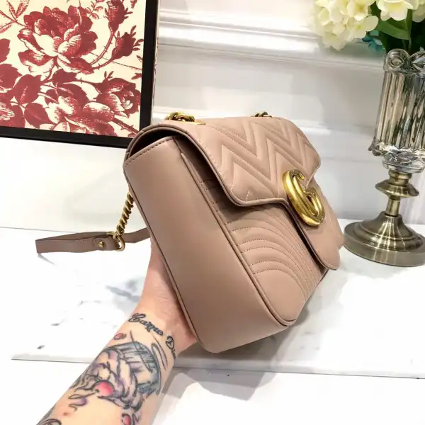 First bag ru Gucci GG Marmont 31CM