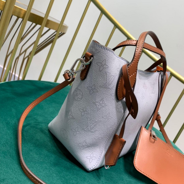 LOUIS VUITTON HINA PM