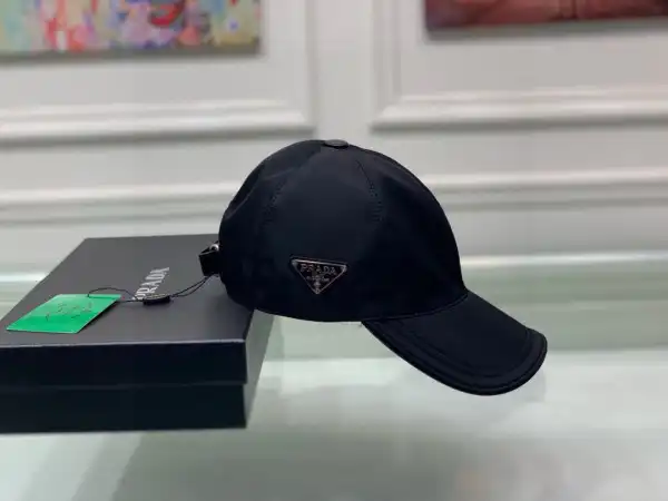 Bagsoffer PRADA HAT