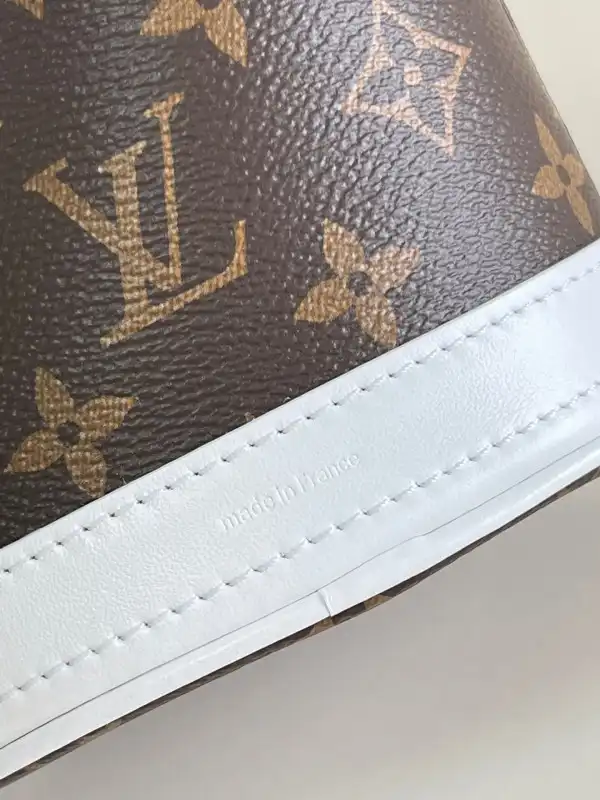 Affordable LOUIS VUITTON NANO BUCKET