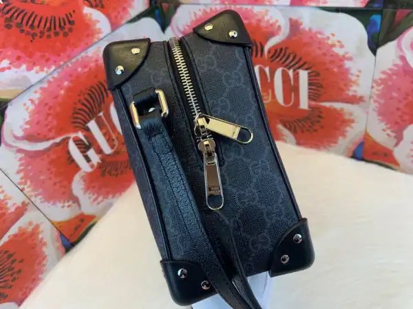 Cheap GUCCI GG shoulder bag with leather details