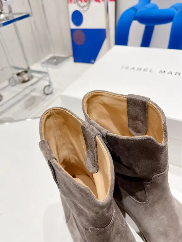 Firstbag Ru ISABEL MARANT SUSEE SUEDE ANKLE BOOTS