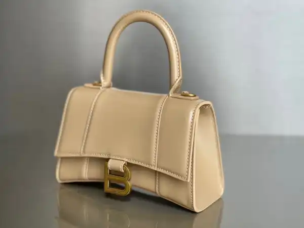 Bagsoffer BALENCIAGA HOURGLASS