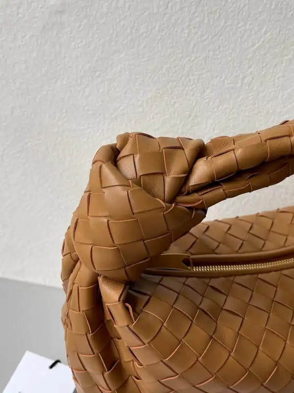 First Bag Ru BOTTEGA VENETA Teen Jodie