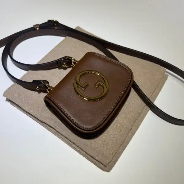 Firstbag Ru Gucci Blondie card case wallet