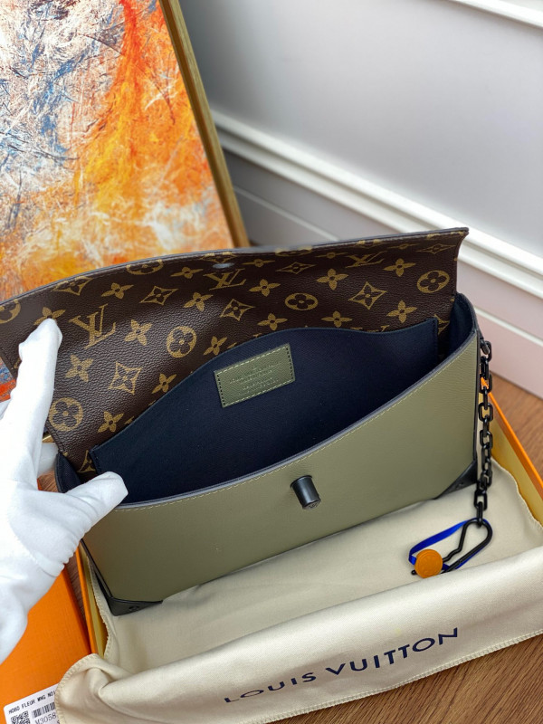 HOT SALE LOUIS VUITTON POCHETTE VOYAGE STEAMER