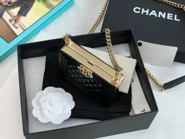 First bag ru CHANEL BOY MINAUDIERE