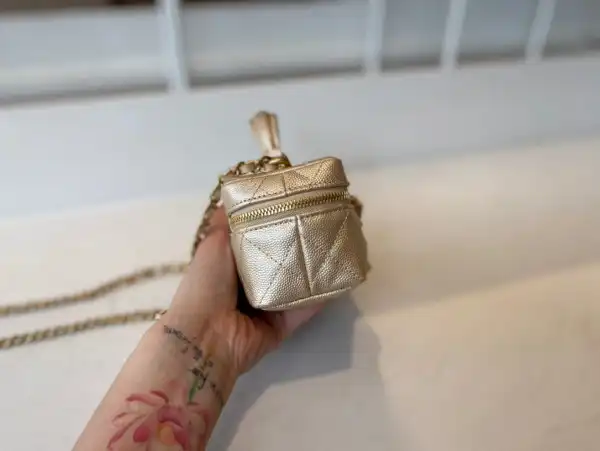 Frstbag ru CHANEL SMALL VANITY WITH CHAIN