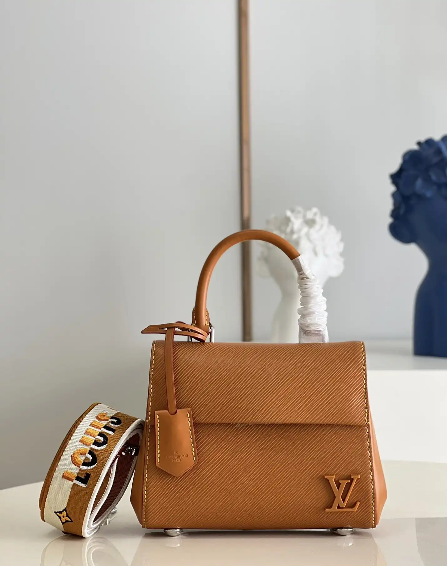 Aaa replica ru LOUIS VUITTON CLUNY MINI