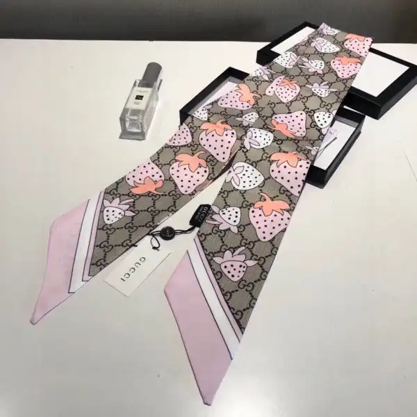 GUCCI BANDEAU