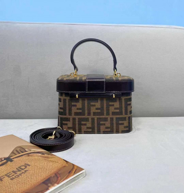 HOT SALE FENDI HANDLE BAG