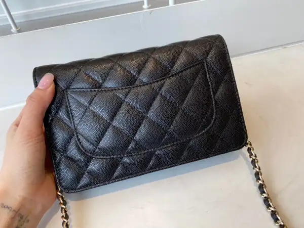 CHANEL CHAIN WALLET CAVIAR