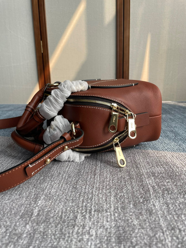 HOT SALE CHLOÉ SMALL DARIA BAG