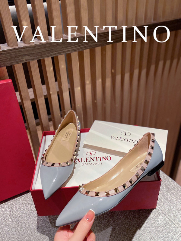 HOT SALE VALENTINO ROCKSTUD FLAT