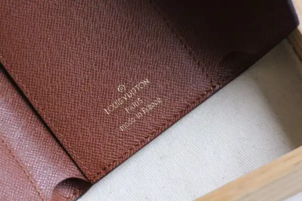 Aaa replica ru LOUIS VUITTON VICTORINE WALLET