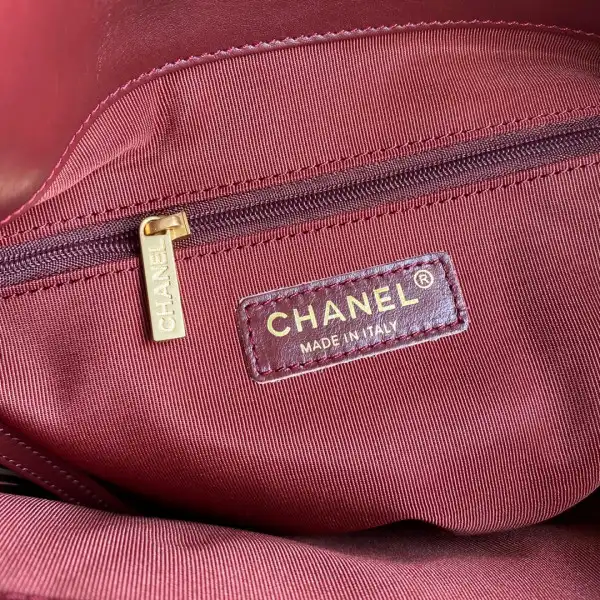 CHANEL SHOPPING BAG