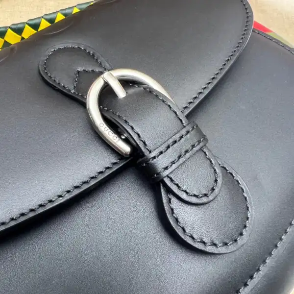 Gucci Small shoulder bag with logo