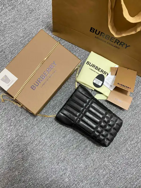 Bagsoffer BURBERRY MICRO Lola Bucket Bag