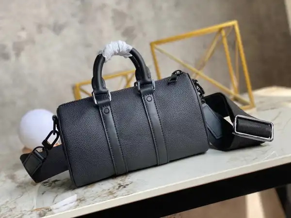 Firstbag Ru Louis Vuitton CITY KEEPALL