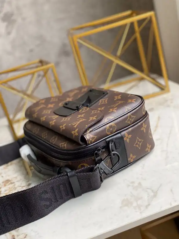 Aaa replica bags LOUIS VUITTON S LOCK MESSENGER