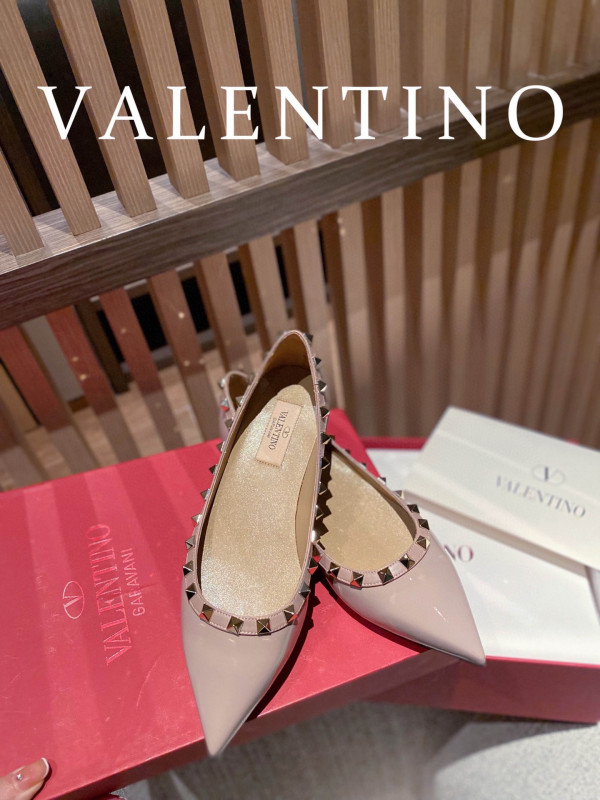 HOT SALE VALENTINO ROCKSTUD FLAT