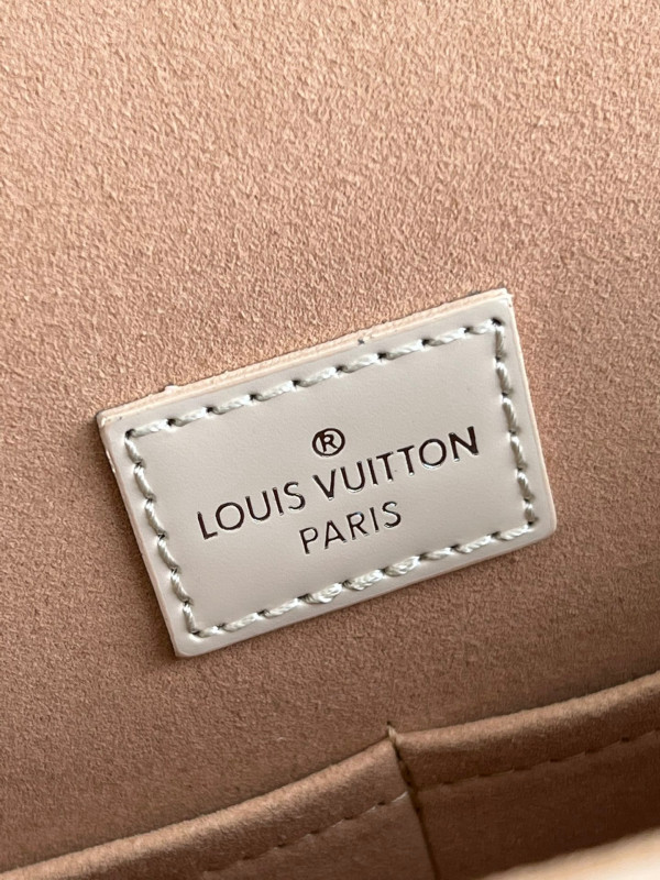 HOT SALE LOUIS VUITTON CLUNY BB