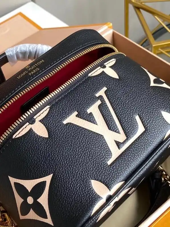 You get luxury for less. Shop now for the best deals on fake Louis bags. LOUIS VUITTON VANITY PM