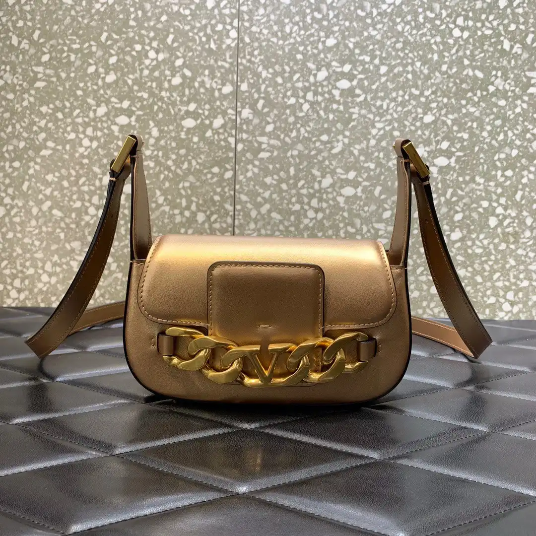 VALENTINO VLOGO CHAIN SMALL CALFSKIN SHOULDER BAG