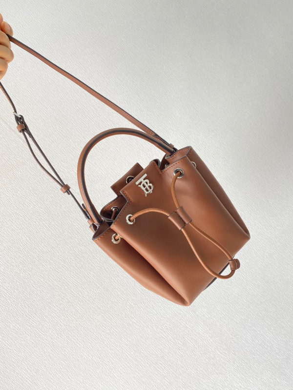 HOT SALE BURBERRY Bucket Bag