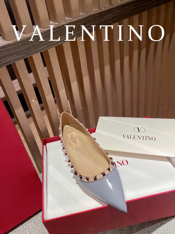 HOT SALE VALENTINO ROCKSTUD FLAT