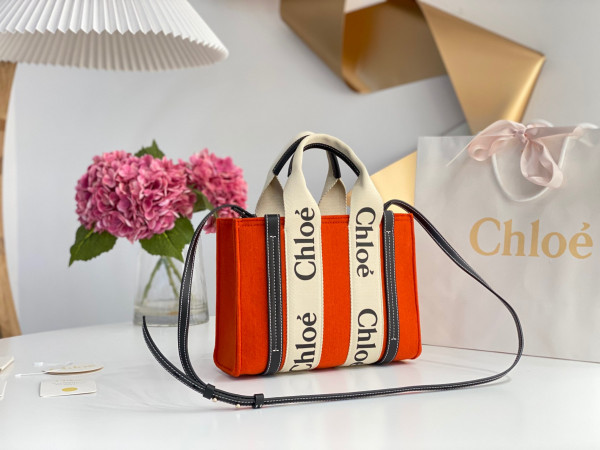 HOT SALE CHLOÉ small woody tote bag