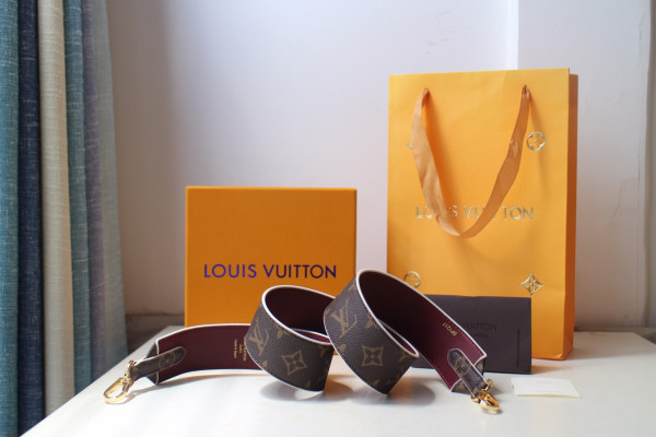 HOT SALE LOUIS VUITTON MONOGRAM STRAP