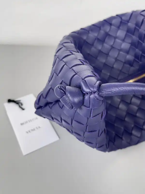 BOTTEGA VENETA Turn